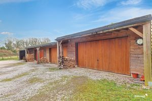 Photo 23- click for photo gallery